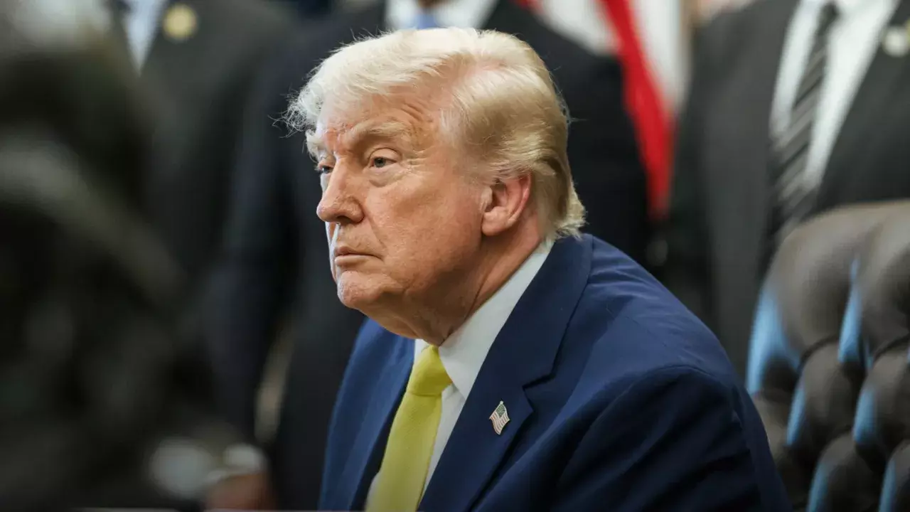 Trump के ईरान के खिलाफ युद्ध करने के अधिकार की जांच हो रही