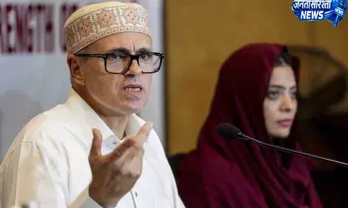 J&K के विशेष दर्जे पर उमर की दो टूक J&K के विशेष दर्जे पर उमर की दो टूक