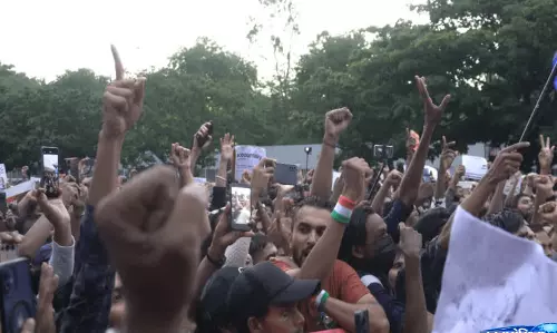 Education मंत्री इस्तीफा मांग पर अड़ा CJP आंदोलन Education मंत्री इस्तीफा मांग पर अड़ा CJP आंदोलन