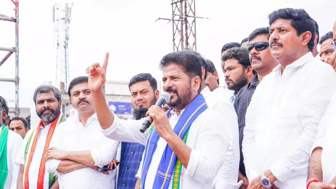 BJP पर बरसे तेलंगाना के मुख्यमंत्री, लगाया वोटर नाम हटाने की साज़िश का आरोप BJP पर बरसे तेलंगाना के मुख्यमंत्री, लगाया वोटर नाम हटाने की साज़िश का आरोप
