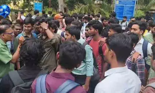Sambalpur VSSUT छात्रों का हॉस्टल नियमों पर विरोध