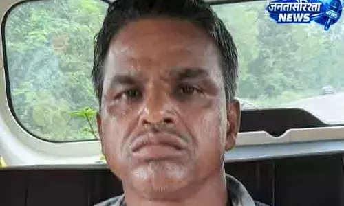 Jajpur ₹5 हजार रिश्वत लेते PEO गिरफ्तार Jajpur ₹5 हजार रिश्वत लेते PEO गिरफ्तार