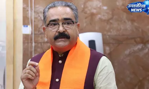 राजनीतिक प्रतिशोध की खतरनाक परंपरा शुरू कर रहे मुख्यमंत्री: बिक्रम ठाकुर राजनीतिक प्रतिशोध की खतरनाक परंपरा शुरू कर रहे मुख्यमंत्री: बिक्रम ठाकुर