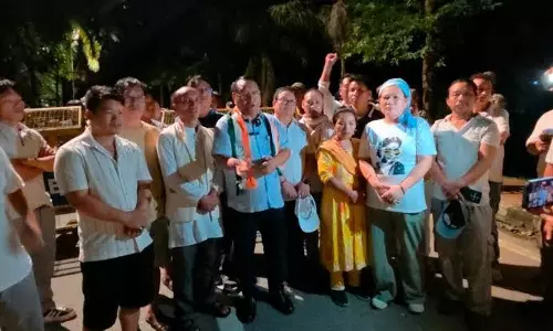 Arunachal: राहुल की हिरासत पर कांग्रेस का प्रदर्शन, प्रधान के इस्तीफे की मांग