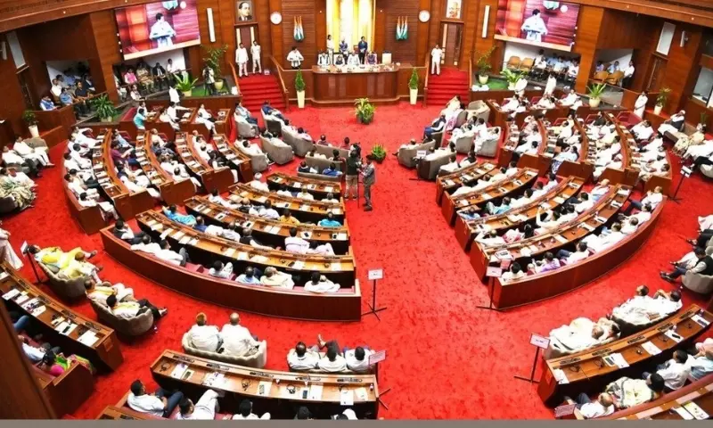 Assam में 5.75 लाख मामले लंबित हैं और न्यायिक पद के 40 पद खाली Assam में 5.75 लाख मामले लंबित हैं और न्यायिक पद के 40 पद खाली