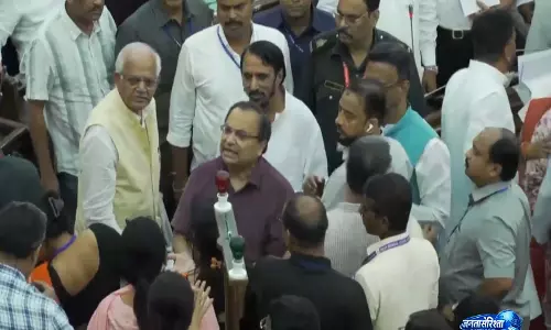 बंगाल विधानसभा में हंगामा, कुणाल घोष निलंबित, TMC चीफ व्हिप के भाषण में बाधा का आरोप