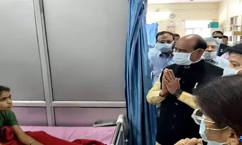 Ammonia रिसाव मामले में प्रशासन सख्त, जांच टीम ने फैक्टरी पहुंचकर की पड़ताल Ammonia रिसाव मामले में प्रशासन सख्त, जांच टीम ने फैक्टरी पहुंचकर की पड़ताल