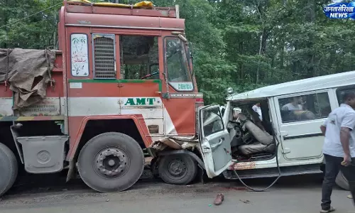 वन विभाग के रेंजर मुरचुलिया की मौत, बोलेरो-ट्रक टक्कर में 8 घायल वन विभाग के रेंजर मुरचुलिया की मौत, बोलेरो-ट्रक टक्कर में 8 घायल