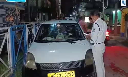 पुलिस की बड़ी कार्रवाई, टैक्सी से 4 पिस्तौल, मैगजीन और 25 कारतूस बरामद...