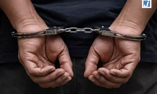 कर्नाटक: बेंगलुरु सूटकेस मर्डर केस सुलझा, 21 वर्षीय आरोपी गिरफ्तार कर्नाटक: बेंगलुरु सूटकेस मर्डर केस सुलझा, 21 वर्षीय आरोपी गिरफ्तार