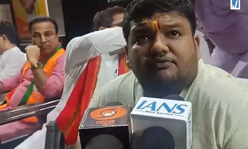 भारी बारिश में भी BJP कार्यकर्ताओं का जोश बरकरार, त्रिपुरा अध्यक्ष अभिषेक देबरॉय बोले भारी बारिश में भी BJP कार्यकर्ताओं का जोश बरकरार, त्रिपुरा अध्यक्ष अभिषेक देबरॉय बोले