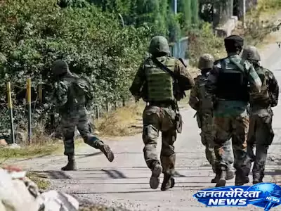 आतंकियों की तलाश में सुरक्षाबलों का अभियान आतंकियों की तलाश में सुरक्षाबलों का अभियान