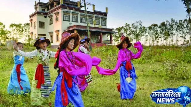 लद्दाख नहीं, भारत का छोटा तिब्बत घूमें, जहां दिखते हैं अनोखे नजारे लद्दाख नहीं, भारत का छोटा तिब्बत घूमें, जहां दिखते हैं अनोखे नजारे