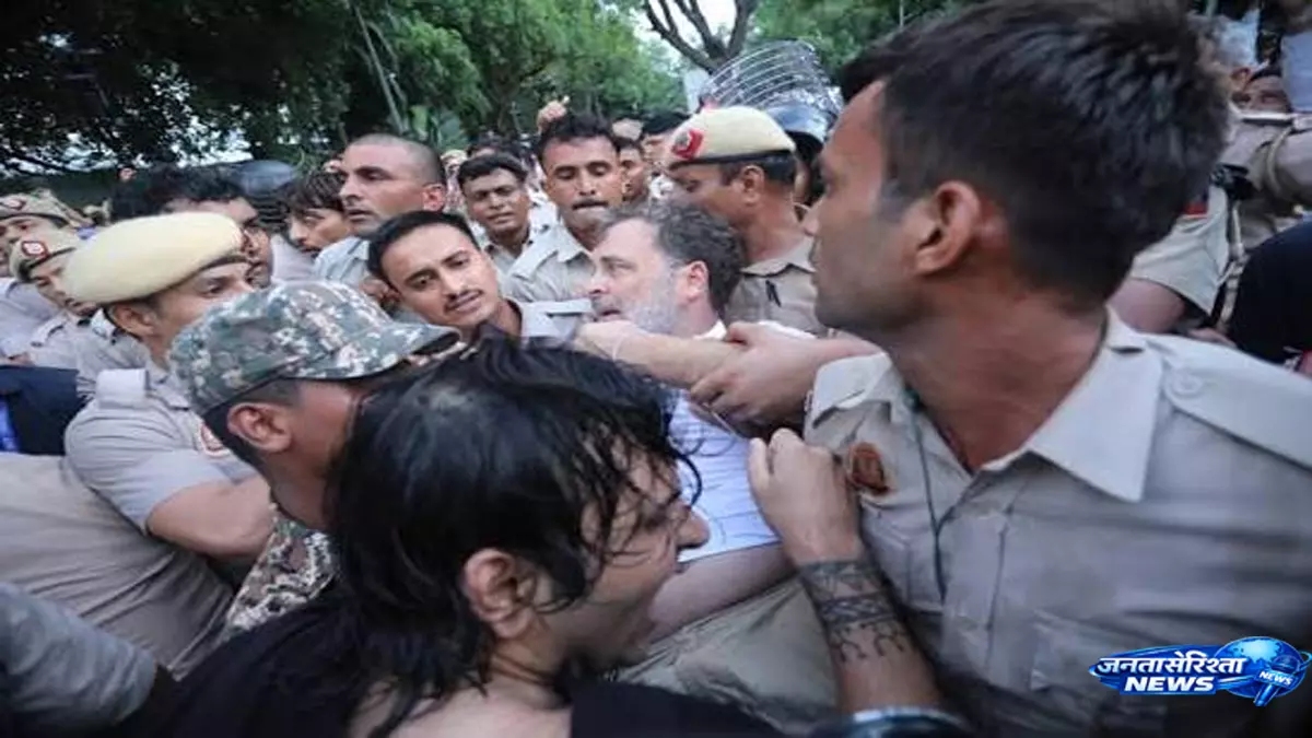 छात्र आंदोलन के समर्थन में राहुल, पुलिस कार्रवाई पर उठाए सवाल छात्र आंदोलन के समर्थन में राहुल, पुलिस कार्रवाई पर उठाए सवाल