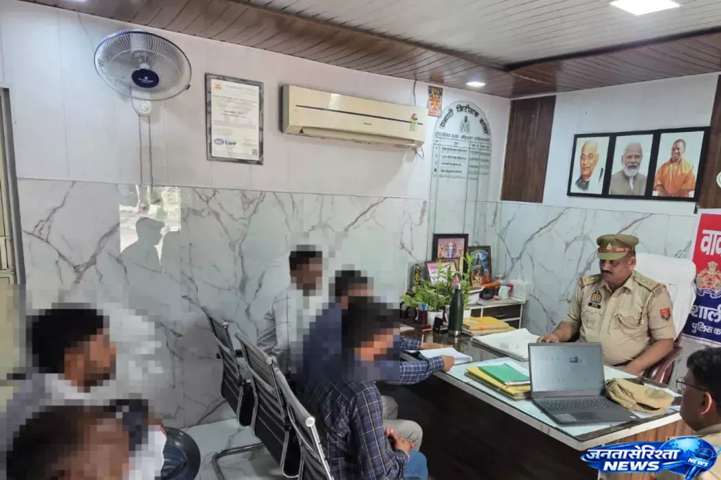 Ghaziabad पुलिस का वादी संवाद दिवस, पीड़ितों की समस्याओं पर हुई चर्चा Ghaziabad पुलिस का वादी संवाद दिवस, पीड़ितों की समस्याओं पर हुई चर्चा