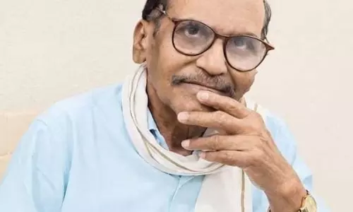 अधिकारी ने पिता का पार्थिव शरीर रायपुर मेडिकल कॉलेज को दिया दान