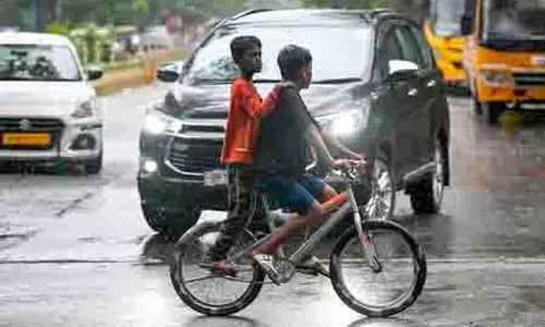एनसीआर में पूरे सप्ताह छाए रहेंगे काले बादल, हल्की बारिश से सुहावना रहेगा मौसम एनसीआर में पूरे सप्ताह छाए रहेंगे काले बादल, हल्की बारिश से सुहावना रहेगा मौसम