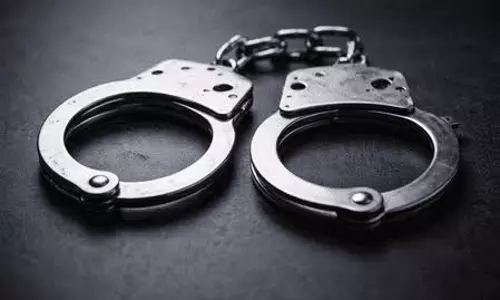 Cooch Behar: कूचबिहार में तृणमूल के पूर्व जिलाध्यक्ष पर पुलिस का शिकंजा