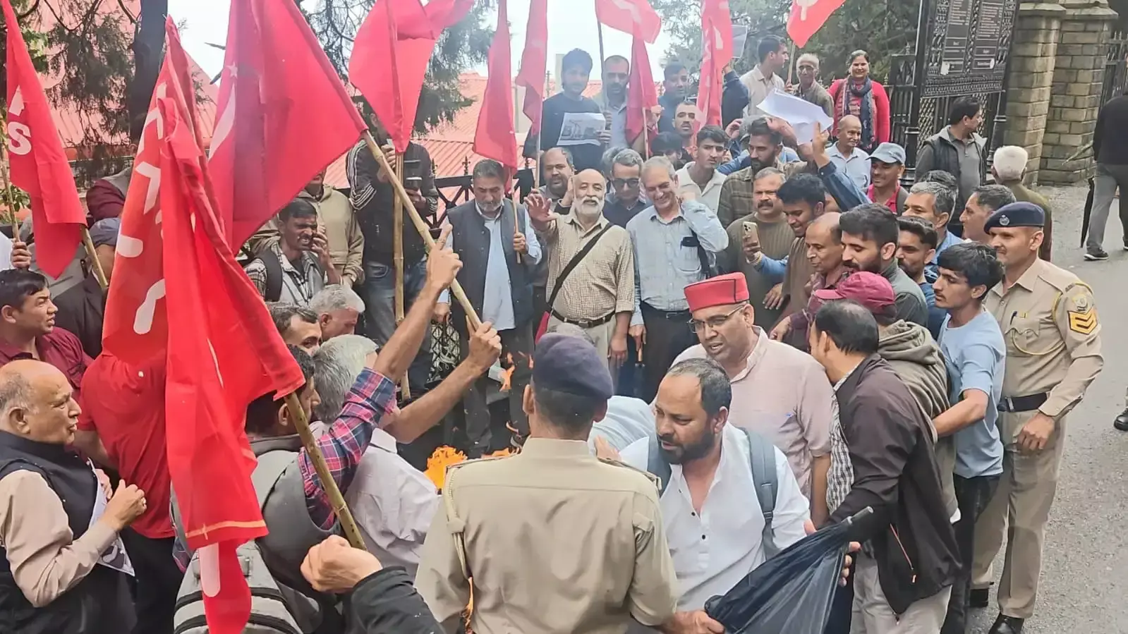 Shimla: संयुक्त किसान मोर्चा का ऐलान, एफटीए के खिलाफ जारी रहेगा संघर्ष