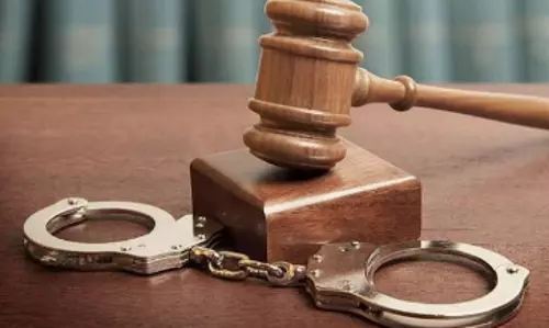 कलंगुट में ₹85,000 कीमत का गांजा रखने के आरोप में ओडिशा के व्यक्ति गिरफ्तार कलंगुट में ₹85,000 कीमत का गांजा रखने के आरोप में ओडिशा के व्यक्ति गिरफ्तार