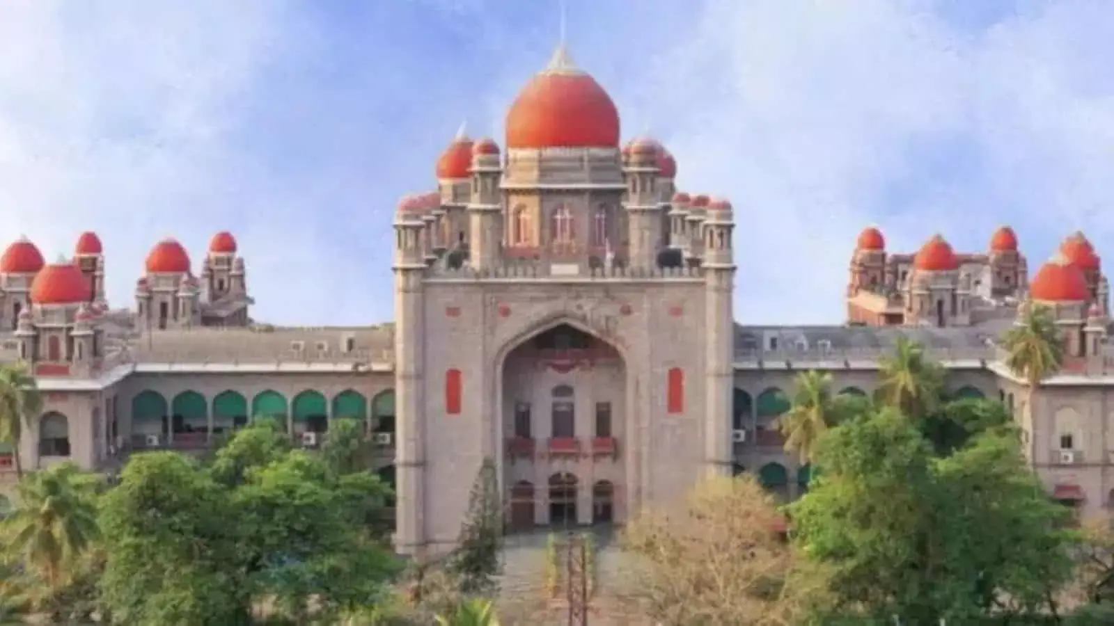 तेलंगाना हाई कोर्ट का बड़ा आदेश, बहादुरगुडा बुलेट ट्रेन जमीन मामले में यथास्थिति बरकरार तेलंगाना हाई कोर्ट का बड़ा आदेश, बहादुरगुडा बुलेट ट्रेन जमीन मामले में यथास्थिति बरकरार