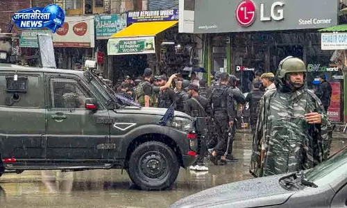 Anantnag आतंकी हमले के बाद कश्मीर में 2,500 लोग हिरासत में
