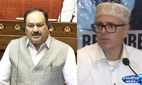 Paper लीक पर सियासी घमासान, उमर-नड्डा आमने-सामने Paper लीक पर सियासी घमासान, उमर-नड्डा आमने-सामने