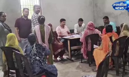 बारिश के बीच R&R अवॉर्ड लेने पहुंचे एयरपोर्ट प्रभावित बारिश के बीच R&R अवॉर्ड लेने पहुंचे एयरपोर्ट प्रभावित