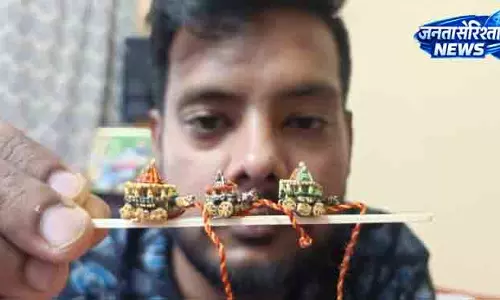 Phulbani सरसों के दानों से बना ‘दुनिया का सबसे छोटा’ रथ Phulbani सरसों के दानों से बना ‘दुनिया का सबसे छोटा’ रथ