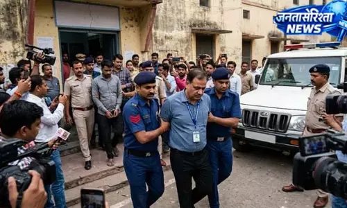 निजी सहायकों पर टिकी थी वसूली व्यवस्था निजी सहायकों पर टिकी थी वसूली व्यवस्था