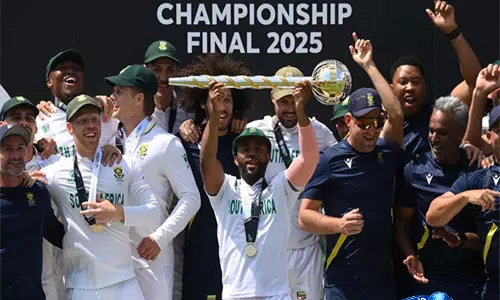 ICC ने 2027 वर्ल्ड टेस्ट चैंपियनशिप फ़ाइनल के लिए द ओवल को मेज़बान वेन्यू के तौर पर कन्फर्म किया ICC ने 2027 वर्ल्ड टेस्ट चैंपियनशिप फ़ाइनल के लिए द ओवल को मेज़बान वेन्यू के तौर पर कन्फर्म किया