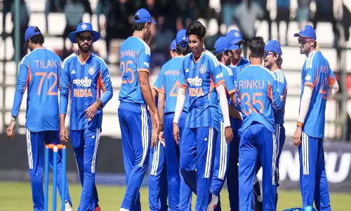 India vs Zimbabwe: बिश्नोई ने दिलाई सफलता, जिम्बाब्वे के 5 विकेट गिरे India vs Zimbabwe: बिश्नोई ने दिलाई सफलता, जिम्बाब्वे के 5 विकेट गिरे