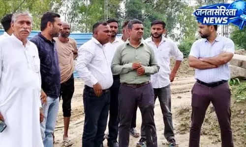 दिल्ली से पहुंची रेलवे टीम, जल्द समाधान की तैयारी