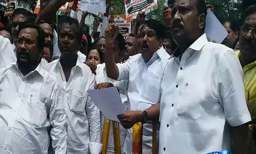 Delhi में छात्र नहीं, दंगाई लड़ रहे हैं: नयनार नागेंद्रन का सार्वजनिक आरोप Delhi में छात्र नहीं, दंगाई लड़ रहे हैं: नयनार नागेंद्रन का सार्वजनिक आरोप