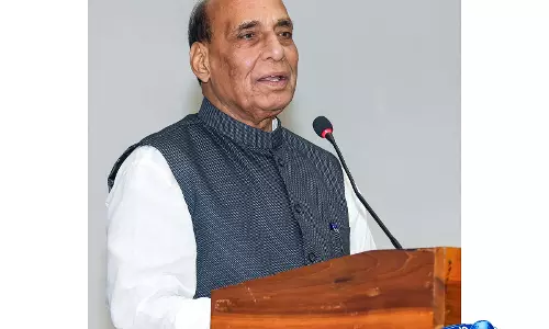पेपर लीक मामलों में फास्ट ट्रैक कोर्ट के फैसले पर राजनाथ सिंह ने PM मोदी की सराहना की पेपर लीक मामलों में फास्ट ट्रैक कोर्ट के फैसले पर राजनाथ सिंह ने PM मोदी की सराहना की