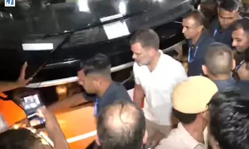 गांधी स्मृति से राहुल गांधी का सरकार पर वार, बोले- लोकतंत्र कमजोर कर रही है केंद्र सरकार