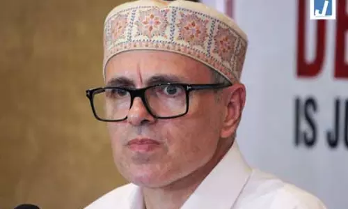 लोगों को साथ लेकर चलें, घर गिराने से हालात नहीं सुधरेंगे: सीएम उमर अब्दुल्ला
