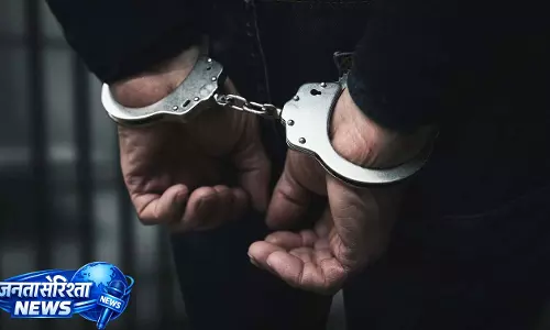 2 करोड़ से ज्यादा की शेयर मार्केट ठगी, फरार पति-पत्नी गिरफ्तार 2 करोड़ से ज्यादा की शेयर मार्केट ठगी, फरार पति-पत्नी गिरफ्तार