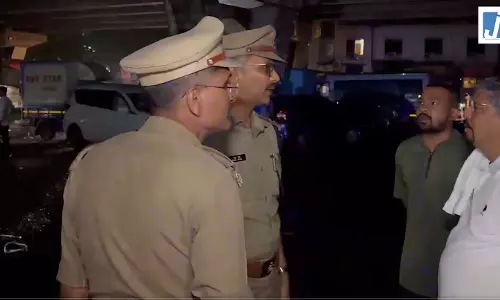 नवसारी में बाढ़ प्रभावित इलाकों का डिप्टी सीएम हर्ष संघवी ने किया निरीक्षण नवसारी में बाढ़ प्रभावित इलाकों का डिप्टी सीएम हर्ष संघवी ने किया निरीक्षण
