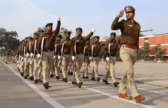 Jaipur: राजस्थान पुलिस में युवाओं के लिए नौकरी का मौका, पांच पदों पर भर्ती Jaipur: राजस्थान पुलिस में युवाओं के लिए नौकरी का मौका, पांच पदों पर भर्ती
