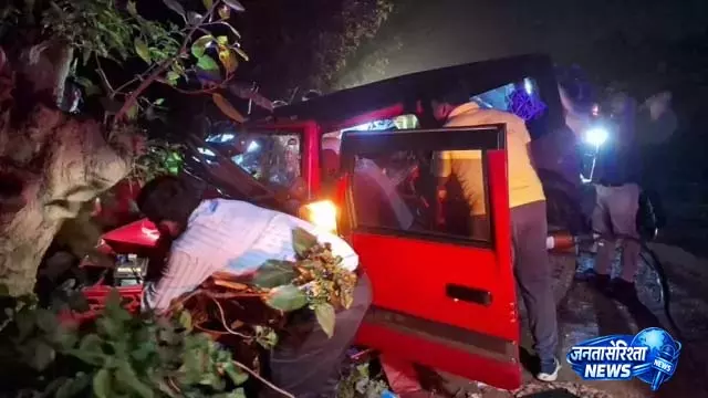 केन्दुझार में थार SUV के पेड़ से टकराने से 3 लोगों की मौत, एक गंभीर रूप से घायल केन्दुझार में थार SUV के पेड़ से टकराने से 3 लोगों की मौत, एक गंभीर रूप से घायल