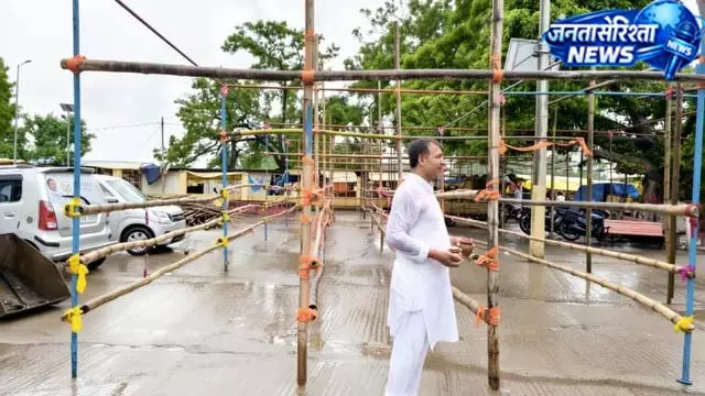 श्रावणी मेले की तैयारी तेज, महेंद्रनाथ मंदिर में बैरिकेडिंग शुरू श्रावणी मेले की तैयारी तेज, महेंद्रनाथ मंदिर में बैरिकेडिंग शुरू