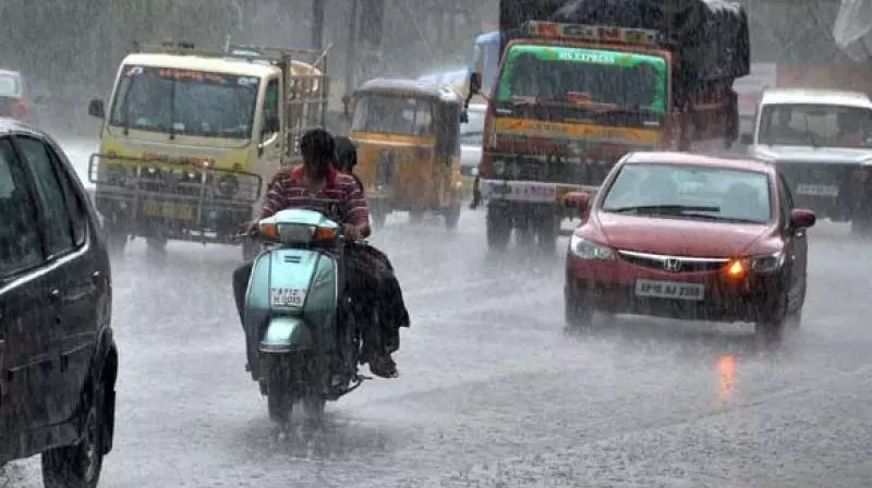 हैदराबाद में हल्की बारिश की संभावना: आईएमडी हैदराबाद में हल्की बारिश की संभावना: आईएमडी