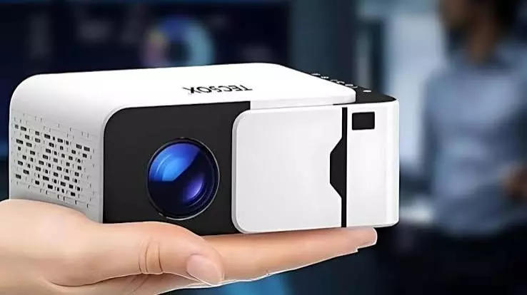 ₹10 हजार में 4K प्रोजेक्टर, 130 इंच तक दिखाएगा फिल्में! TecSox Prime भारत में लॉन्च ₹10 हजार में 4K प्रोजेक्टर, 130 इंच तक दिखाएगा फिल्में! TecSox Prime भारत में लॉन्च