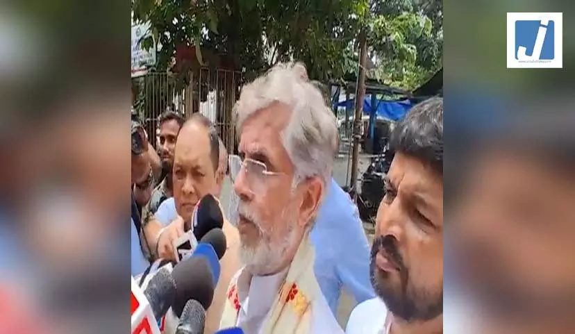 मानहानि के मामले में कांग्रेस सांसद पवन खेड़ा असम पुलिस की क्राइम ब्रांच के सामने पेश मानहानि के मामले में कांग्रेस सांसद पवन खेड़ा असम पुलिस की क्राइम ब्रांच के सामने पेश
