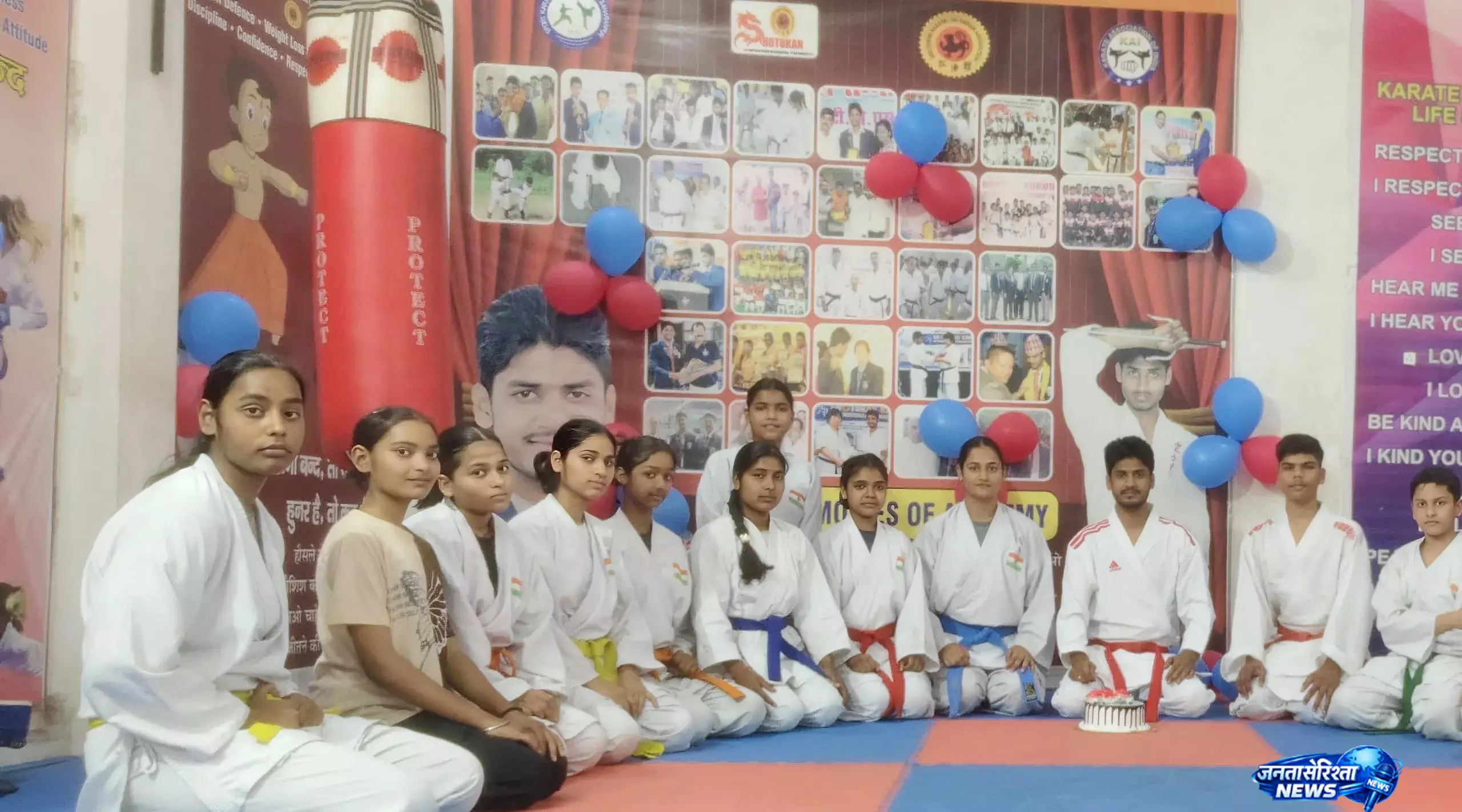 स्वर्ण पदकों के साथ बसंत कराटे अकादमी ने लहराया परचम स्वर्ण पदकों के साथ बसंत कराटे अकादमी ने लहराया परचम