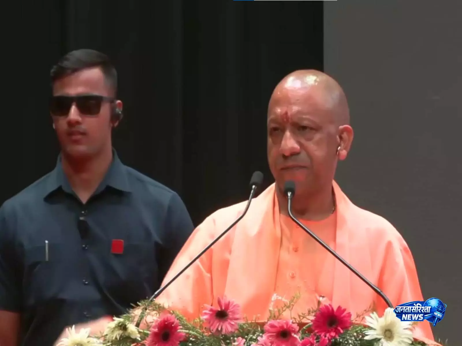 बारिश से हुए नुकसान पर CM योगी सक्रिय, प्रभावित परिवारों को मदद का भरोसा बारिश से हुए नुकसान पर CM योगी सक्रिय, प्रभावित परिवारों को मदद का भरोसा