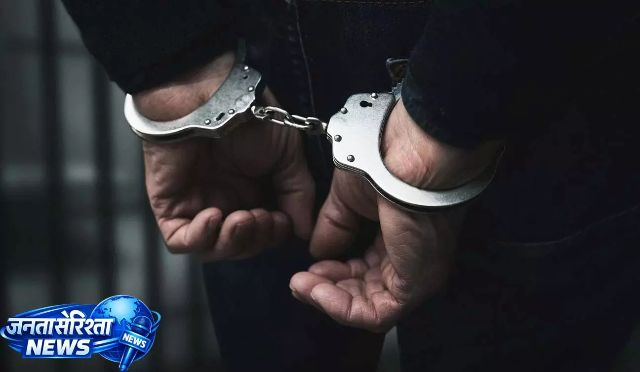 2 करोड़ से ज्यादा की शेयर मार्केट ठगी, फरार पति-पत्नी गिरफ्तार 2 करोड़ से ज्यादा की शेयर मार्केट ठगी, फरार पति-पत्नी गिरफ्तार