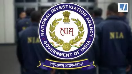 एनआईए ने अवैध विस्फोटक मामले में की छापेमारी, 2 लोग गिरफ्तार एनआईए ने अवैध विस्फोटक मामले में की छापेमारी, 2 लोग गिरफ्तार