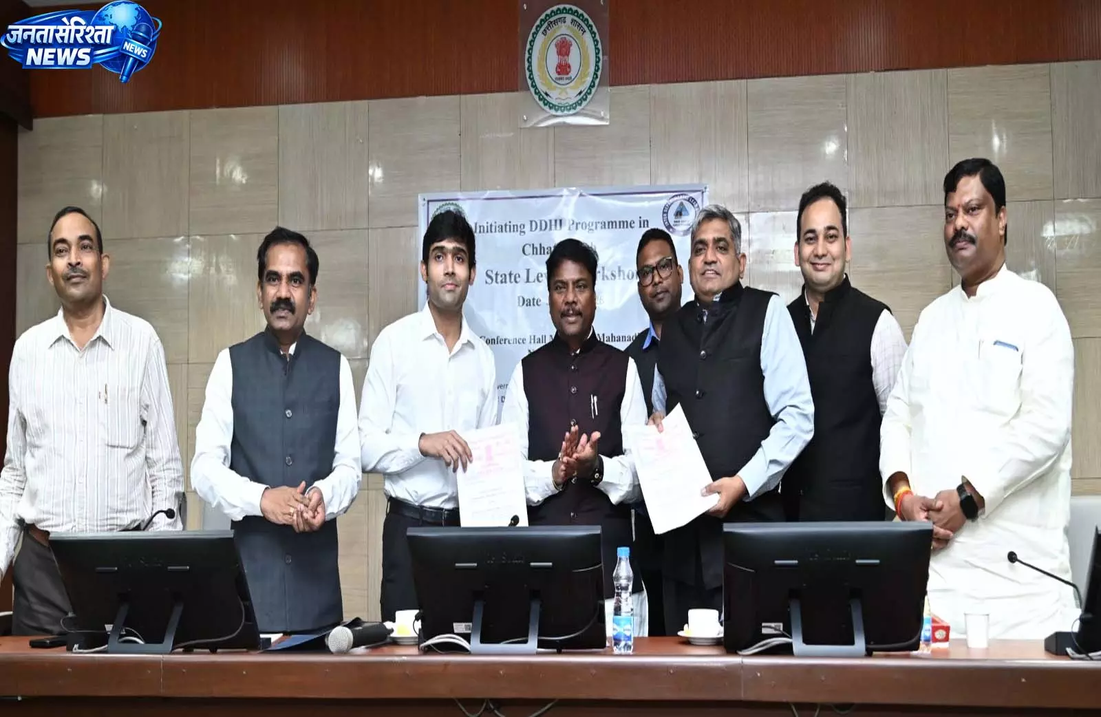 छत्तीसगढ़ में सड़क सुरक्षा के लिए आईआईटी मद्रास के साथ ऐतिहासिक MOU छत्तीसगढ़ में सड़क सुरक्षा के लिए आईआईटी मद्रास के साथ ऐतिहासिक MOU